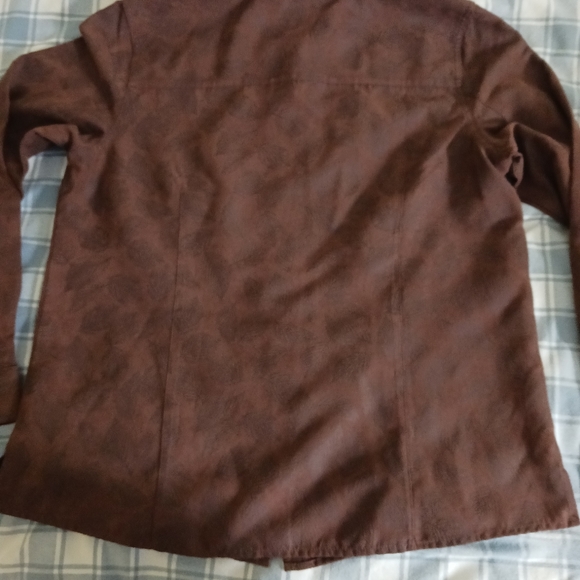 Northern Reflections Collared Shirt - Picture 2 of 4